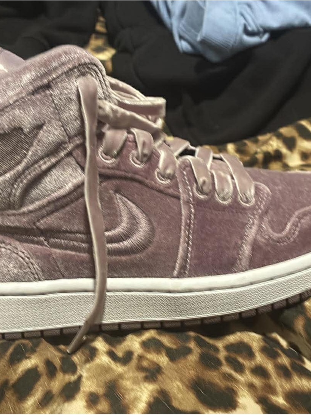 Jordan Women’s High-Top Sneaker in Mauve Velvet